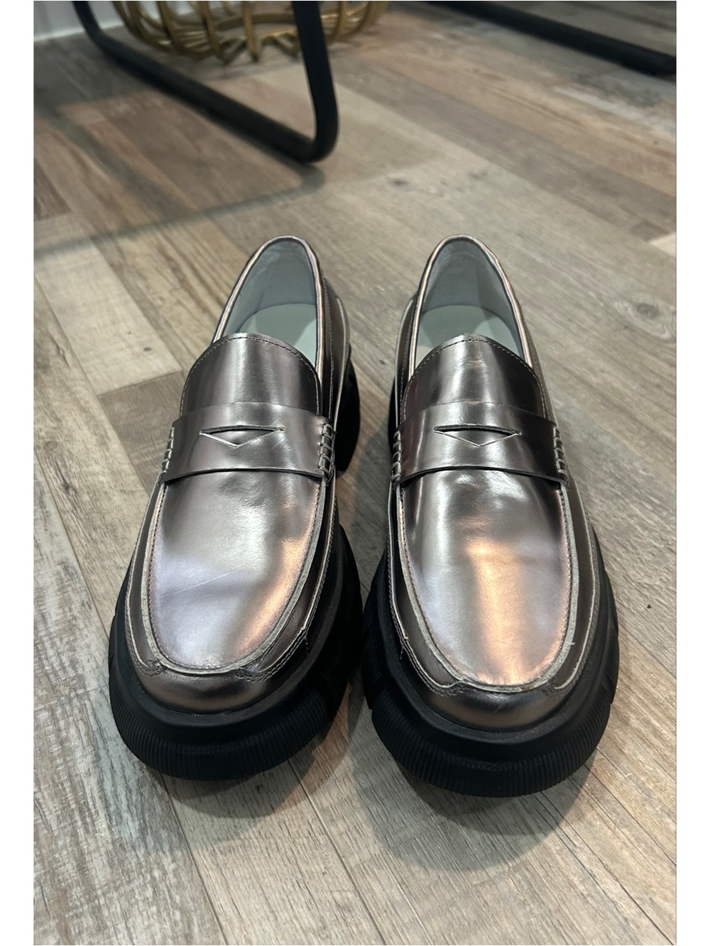 Marc Nolan Women’s Ms Calum Size 9 Silver Patent Leather Lug Sole Penny Loafers - Picture 2 of 9